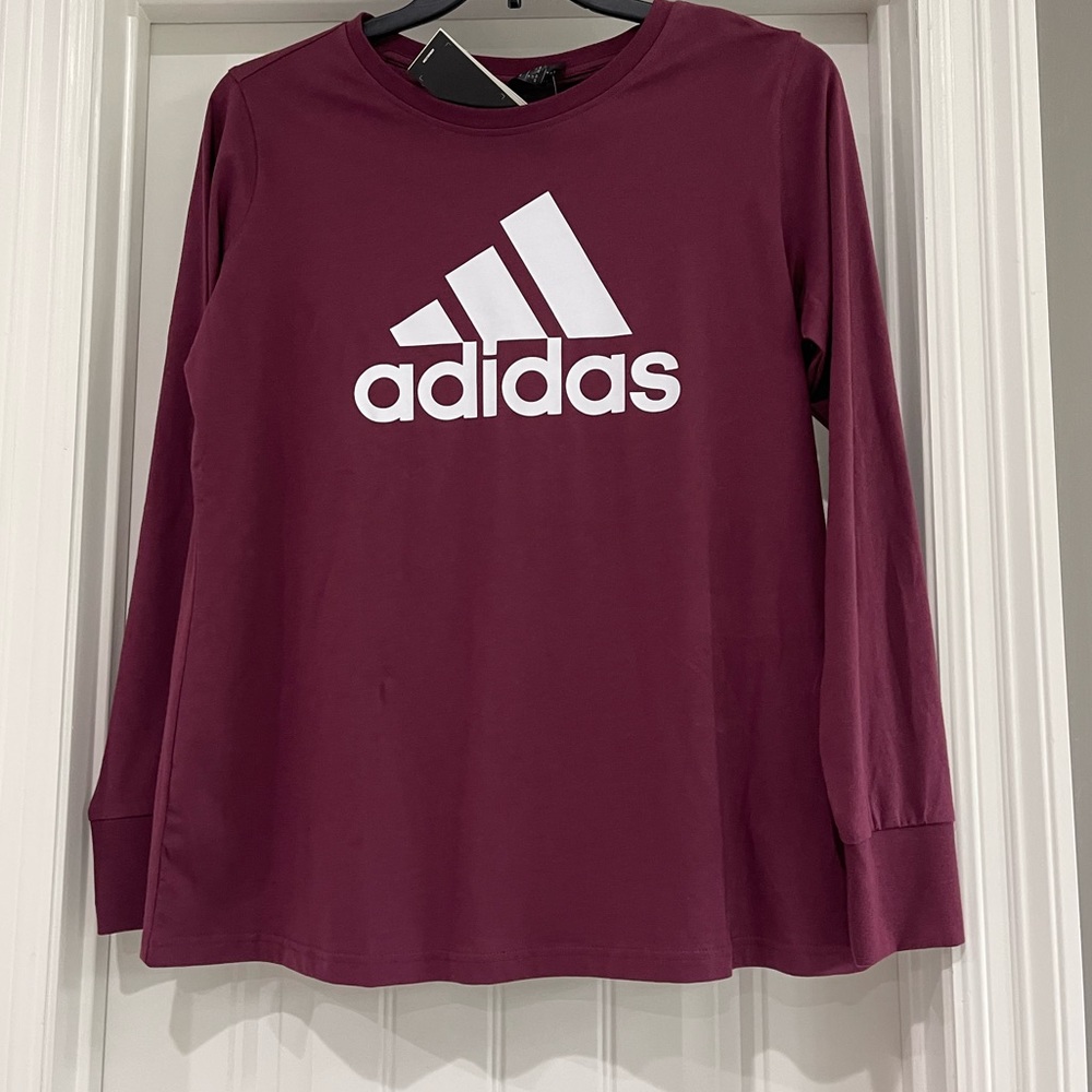 ✨✨🔥 Addidas  Women T-shirt 🔥✨✨
